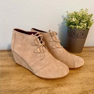 Toms Tan Nude Wedge Ankle Boots